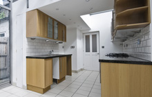 Hallend kitchen extension leads